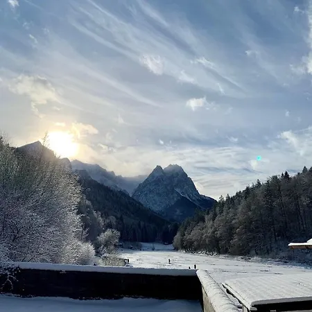 - Seehaus Riessersee * جارمش بارتنكيرشن