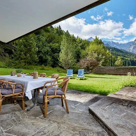 - Seehaus Riessersee شقة
