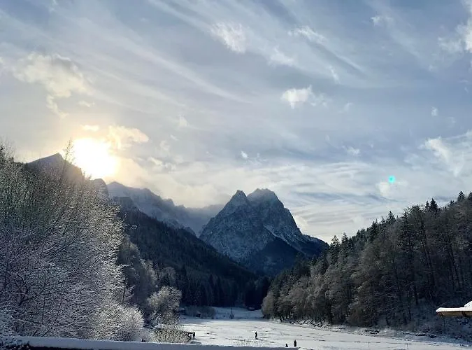- Seehaus Riessersee * Garmisch-Partenkirchen